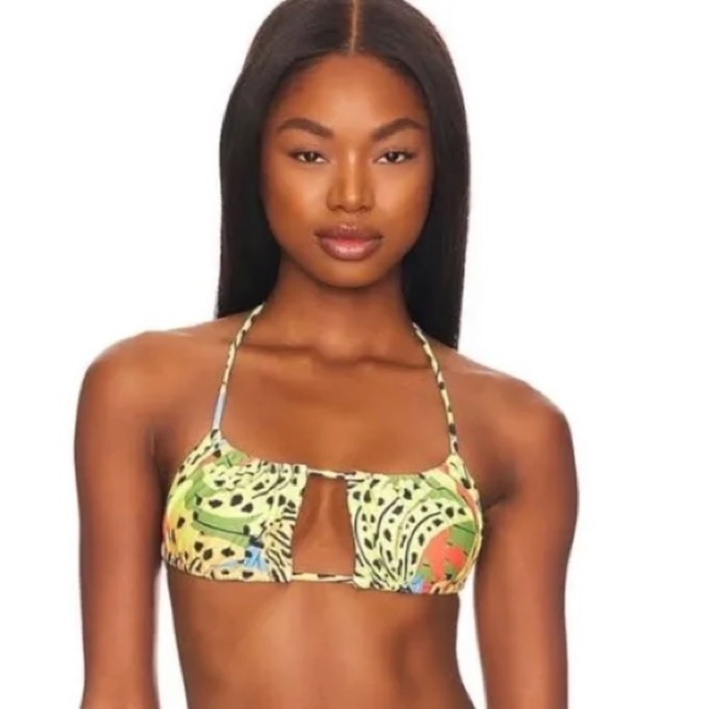 It’s Cool Now multi color prints stunning Tie bandeau square top bikini set